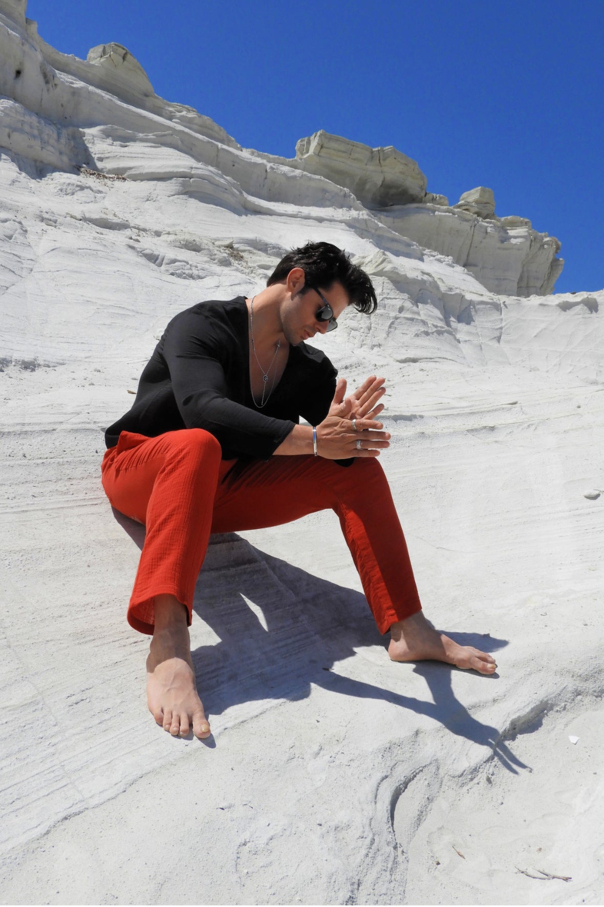 blog-post-From Studio to Street: Why More Musicians & Creatives Are Dressing Sustainably