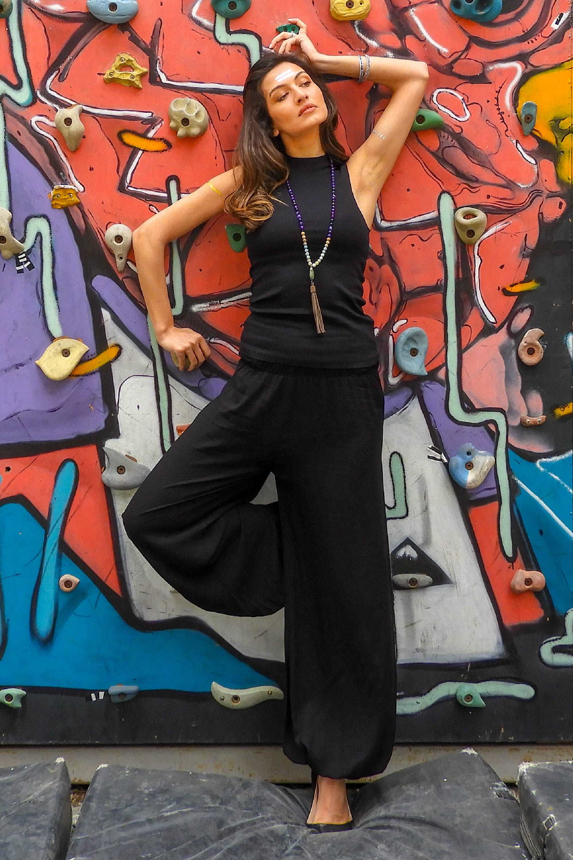 Odana's | Sustainable Gifts | LOTUS Women's Yoga Harem Pants (Black, Cream) | Yoga Harem Pants | Sustainable Fashion