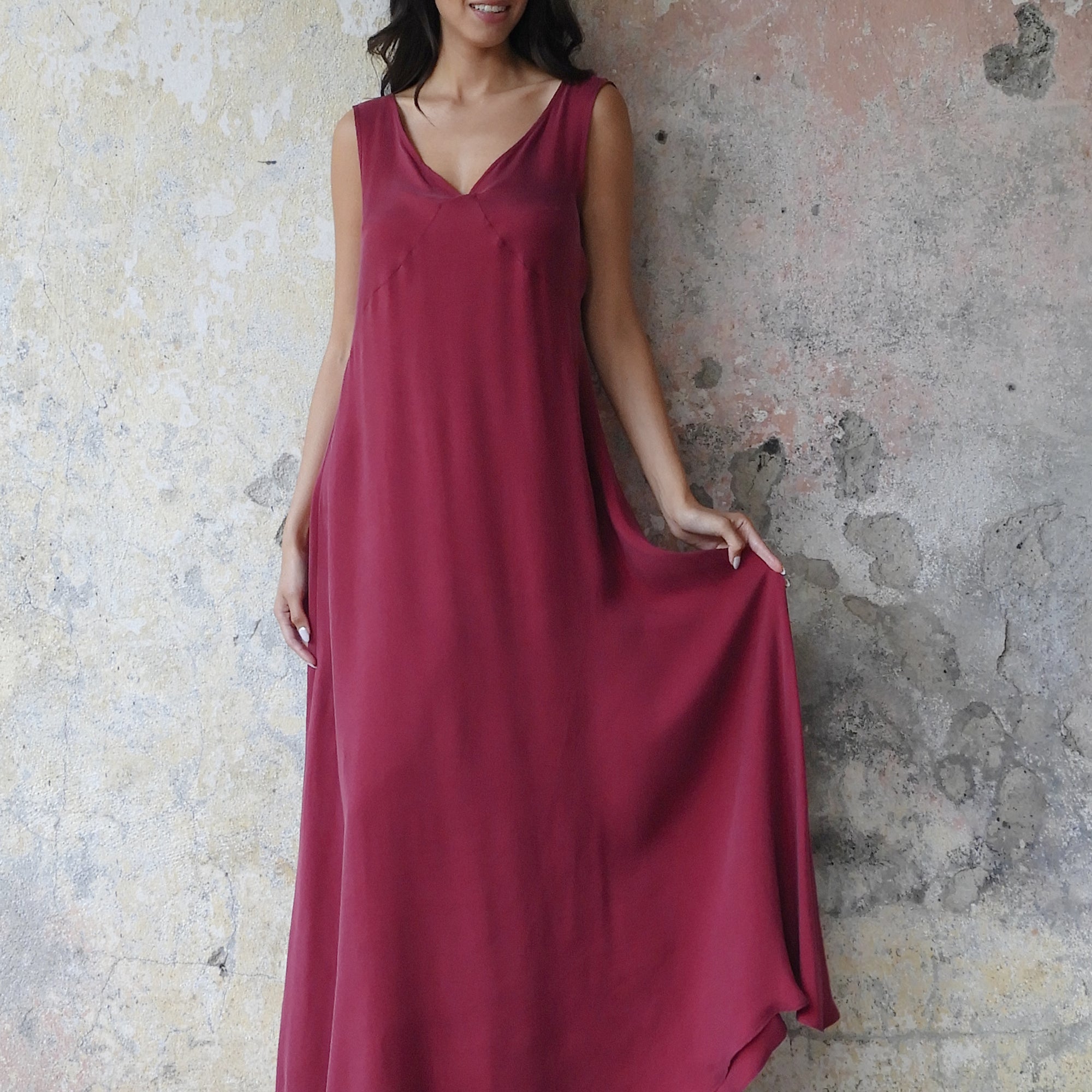 Odana's | Sustainable Gifts | SERENDIPITY Sleeveless Flare Dress Red | Maxi Dress | Sustainable Fashion