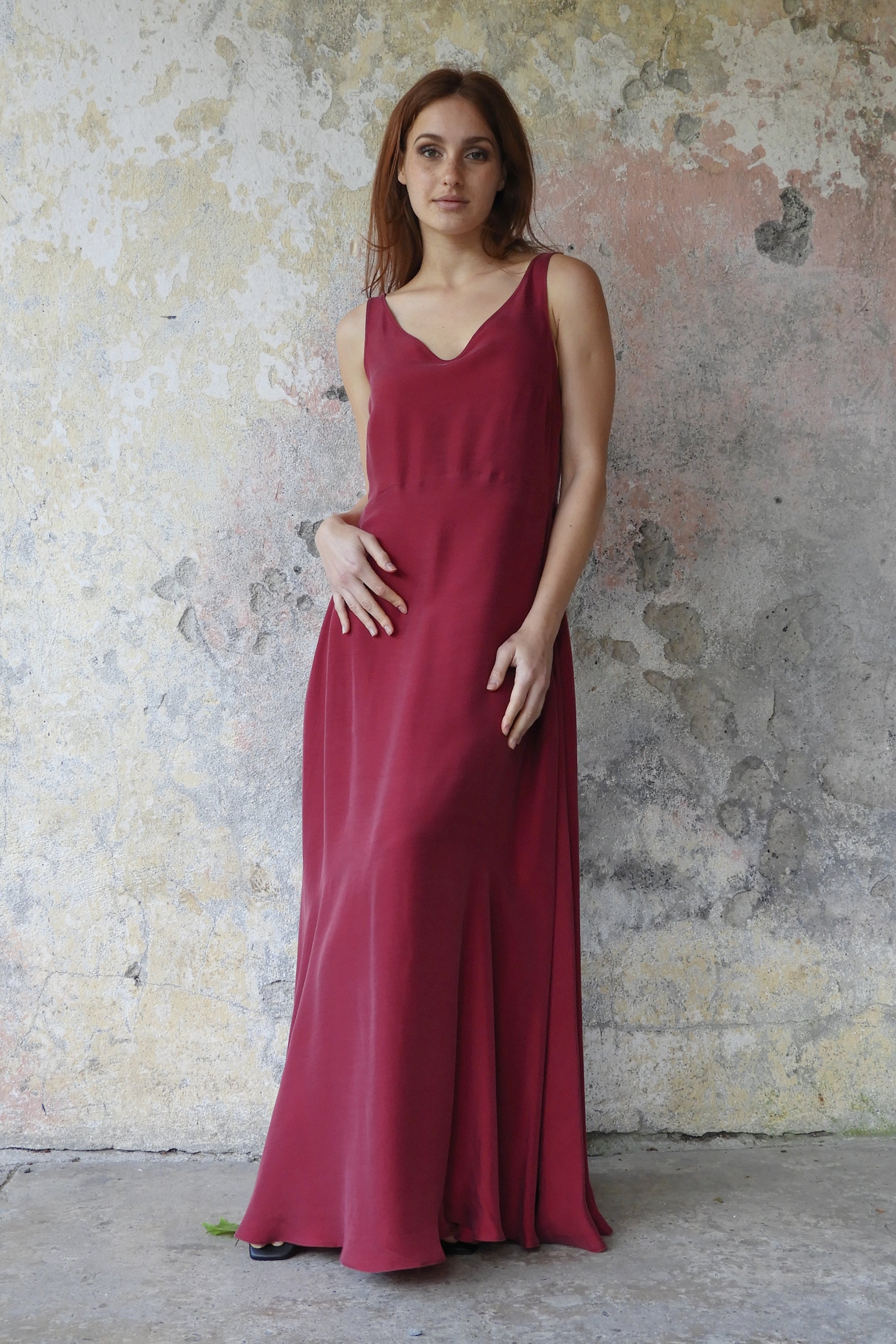 Odana's | Sustainable Gifts | TULIP Sleeveless Dress | Maxi Dress | Sustainable Fashion