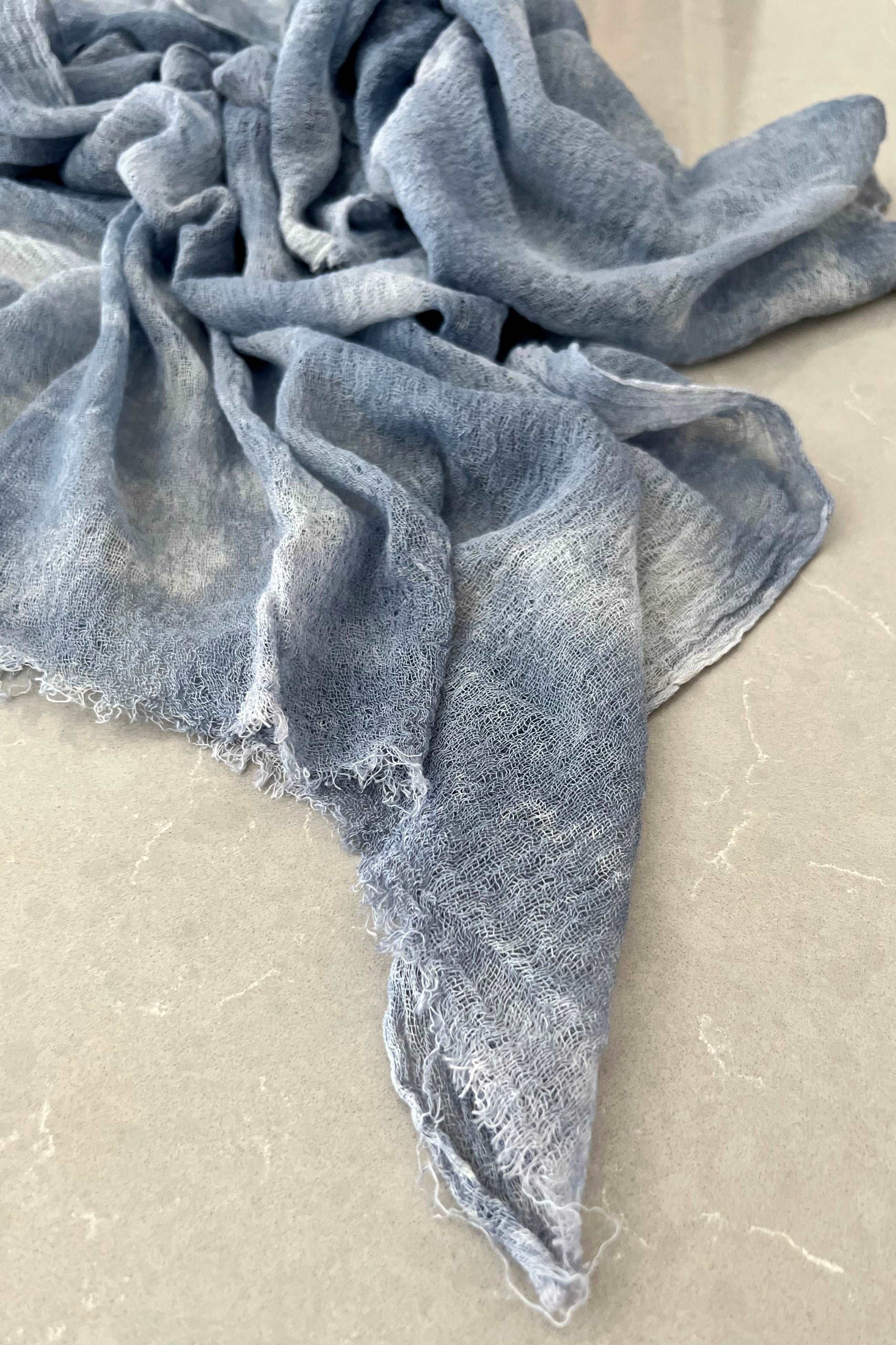 Odana's | Sustainable Gifts | ANDROMEDA Organic Gauze Cotton Tie-Dye Wrap | Tie-Dye Wrap | Sustainable Fashion