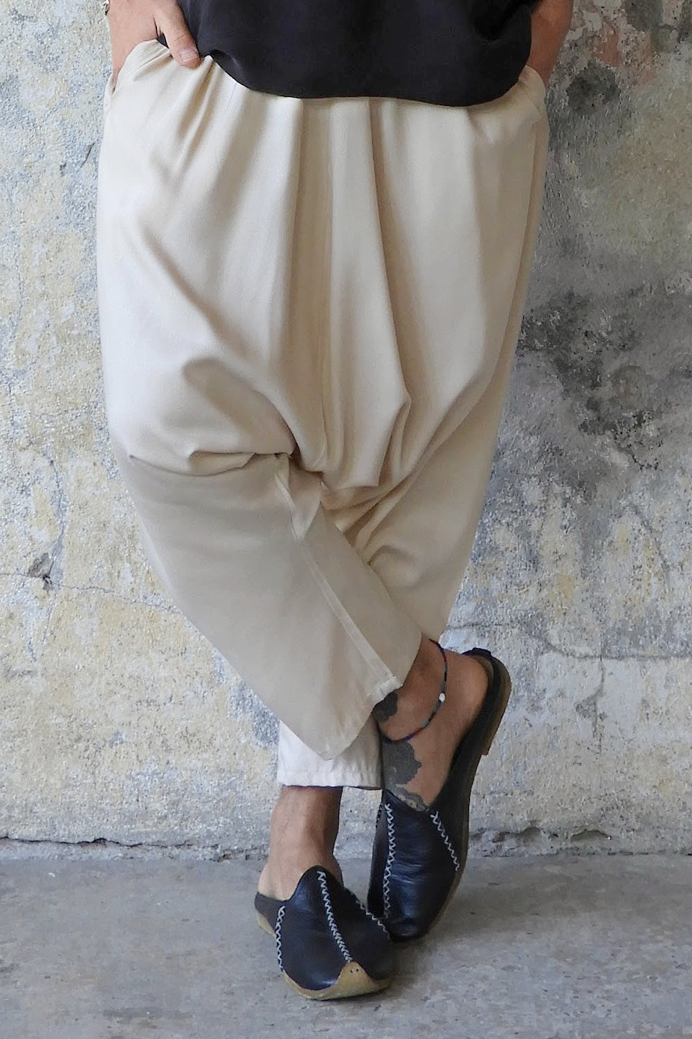 Odana's | Sustainable Gifts | RUMI Men's Harem Pants Dark Cream | Harem Pants | Sustainable Fashion