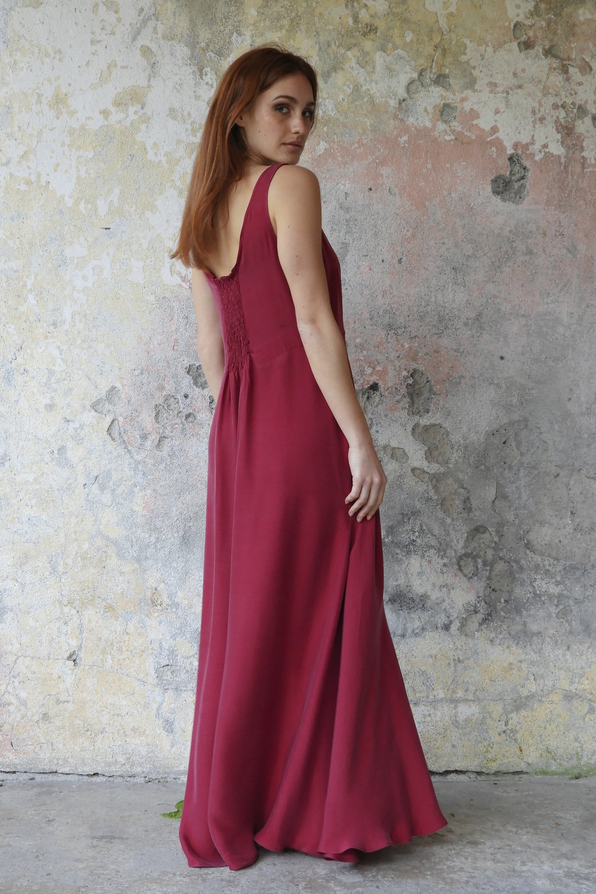 Odana's | Sustainable Gifts | TULIP Sleeveless Dress | Maxi Dress | Sustainable Fashion