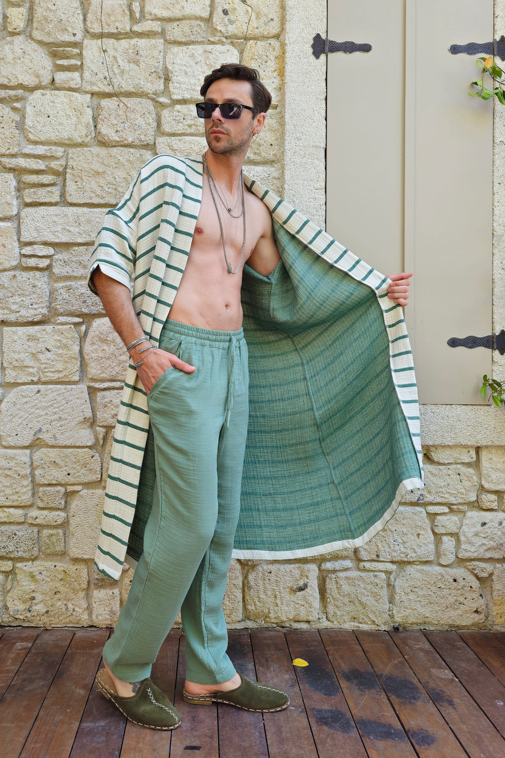 Elevate Your Wardrobe with the Timeless Kimono