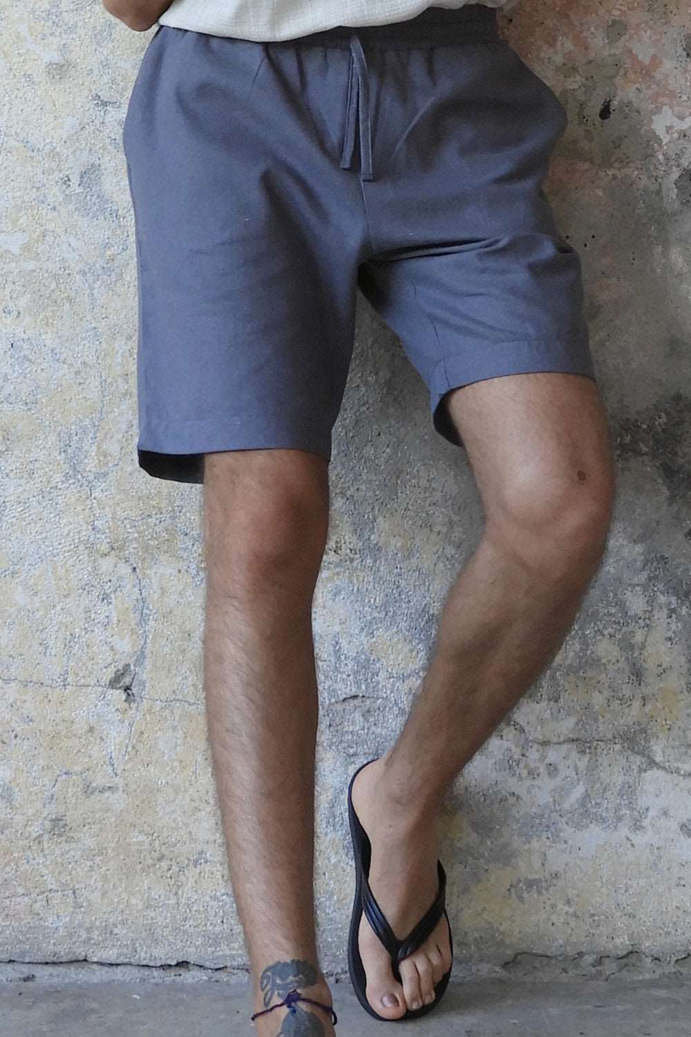 Odana's | Sustainable Gifts | BOREAS Linen Blend Shorts Man (Brown, Almond Green, Dark Gray) Dark Gray | Linen Pants | Sustainable Fashion