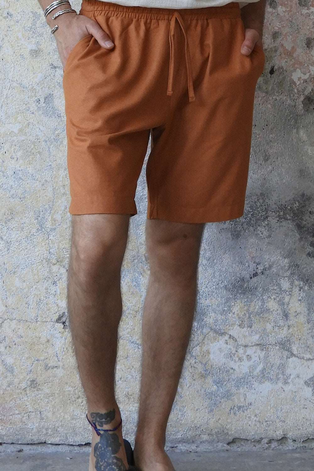 Sustainable  | BOREAS Linen Blend Shorts Man (Indigo Blue, Windsor Tan) by Odana's