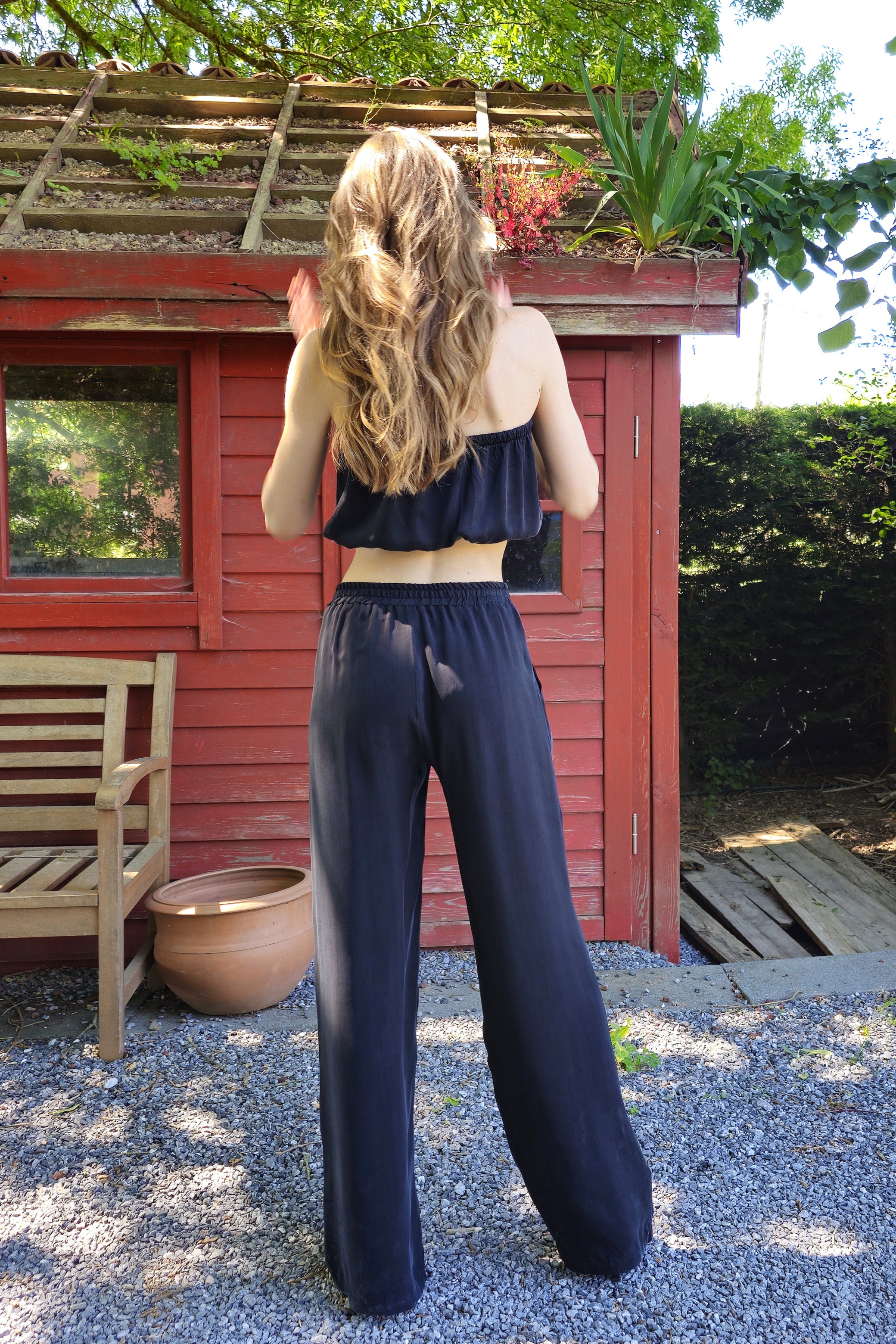 Odana's | Sustainable Christmas Gifts | SELENE Vegan Silk Pants in Black for Women | Hemp Pants | Sustainable Fashion