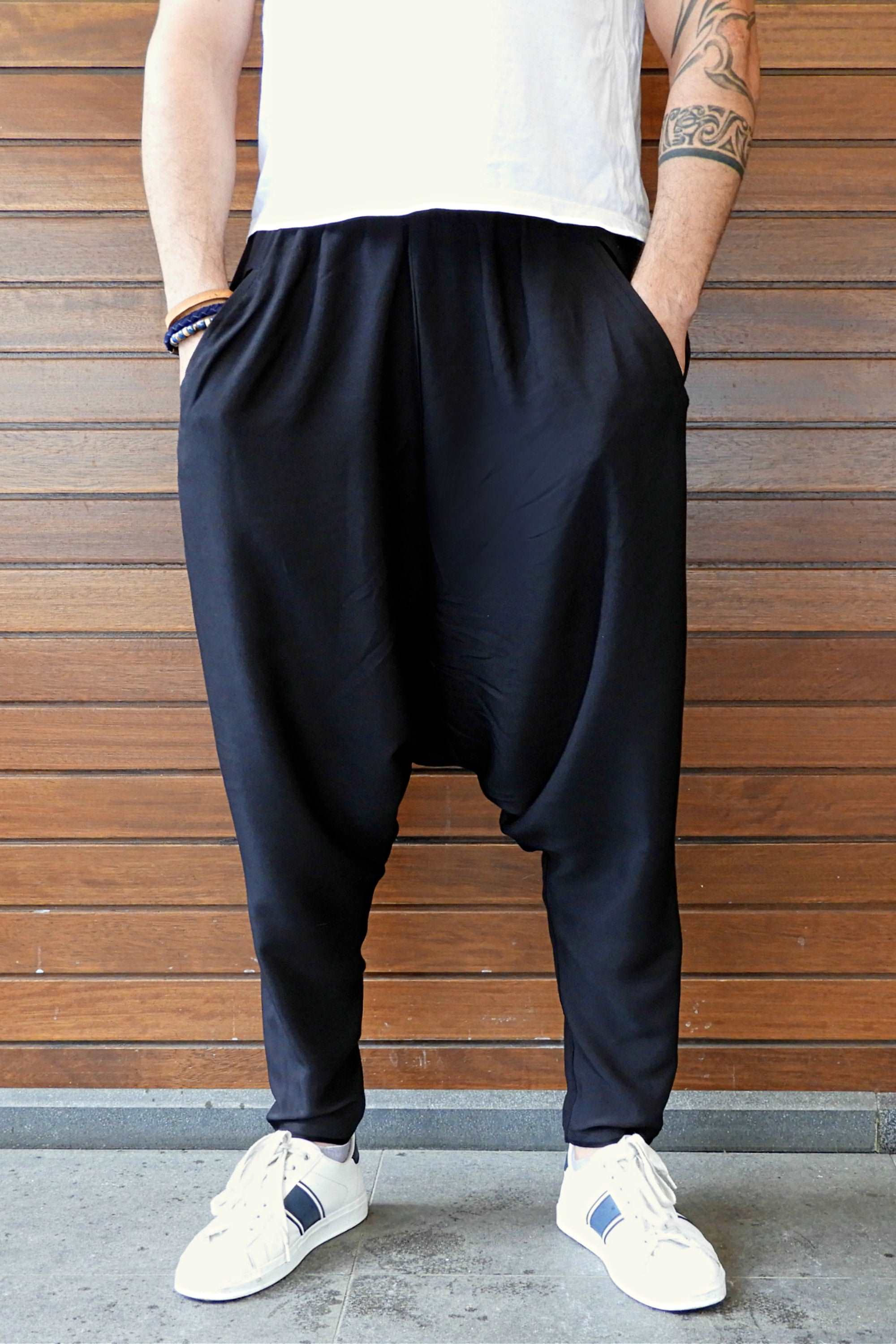 Odana's | Sustainable Gifts | BASIC Men's Harem Pants Black | Harem Pants | Sustainable Fashion