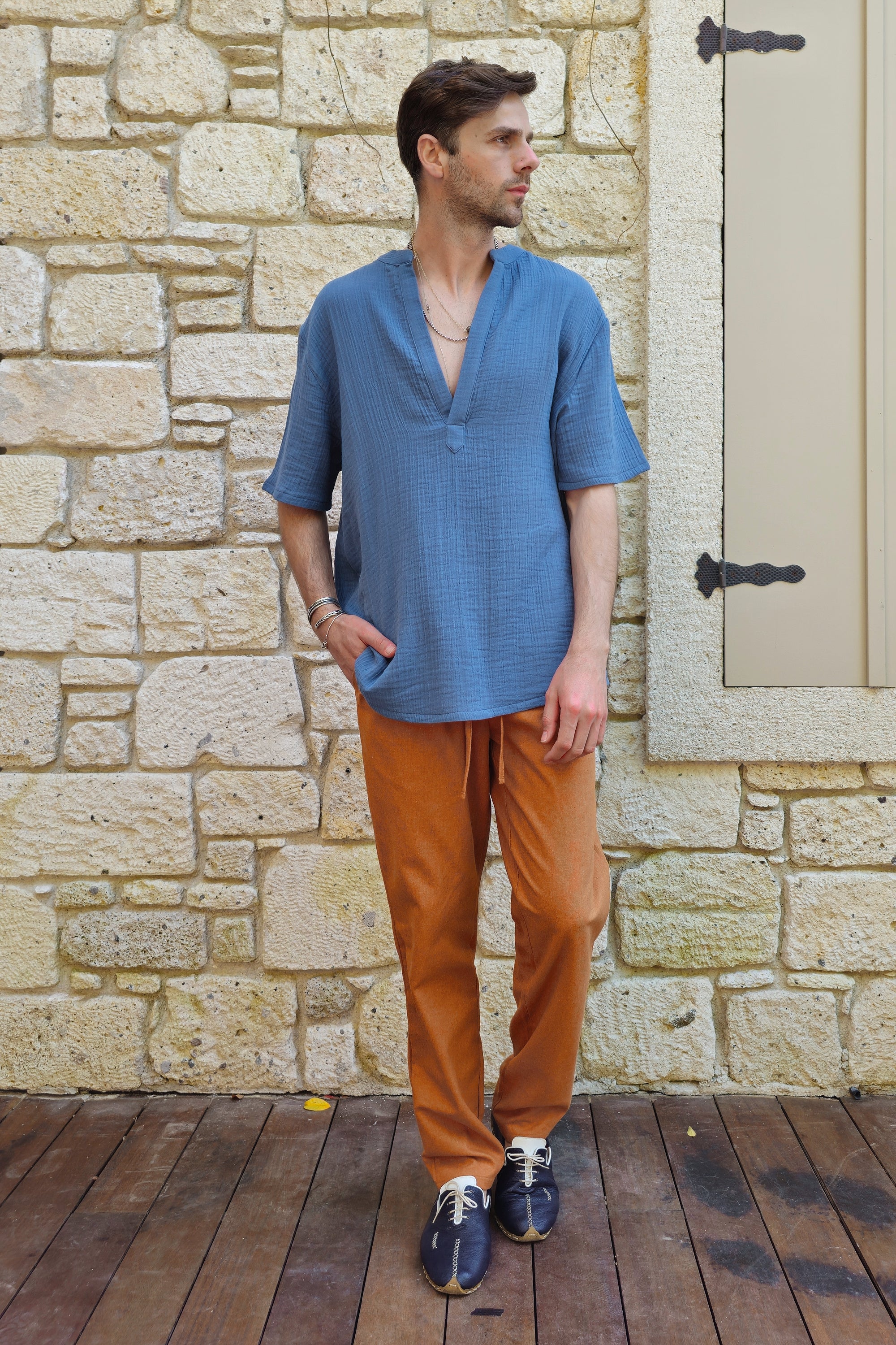 Odana's | ARCHEUS Organic Cotton Double Gauze Shirt (Light Indigo Blue, Rust Red) | Shirts | Sustainable Fashion